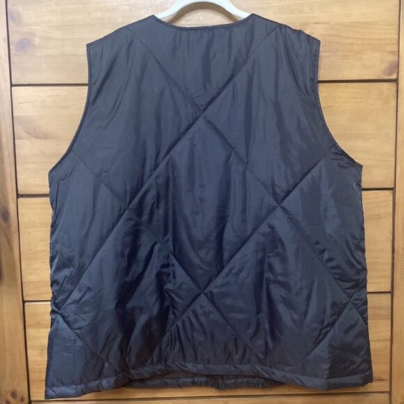 NWT! Socialite Black Sleeveless Quilted Vest | Plus - Picture 5 of 9